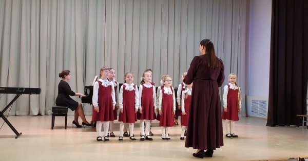 Школьный концерт посвящённый Дню пожилого человека, 1 октября